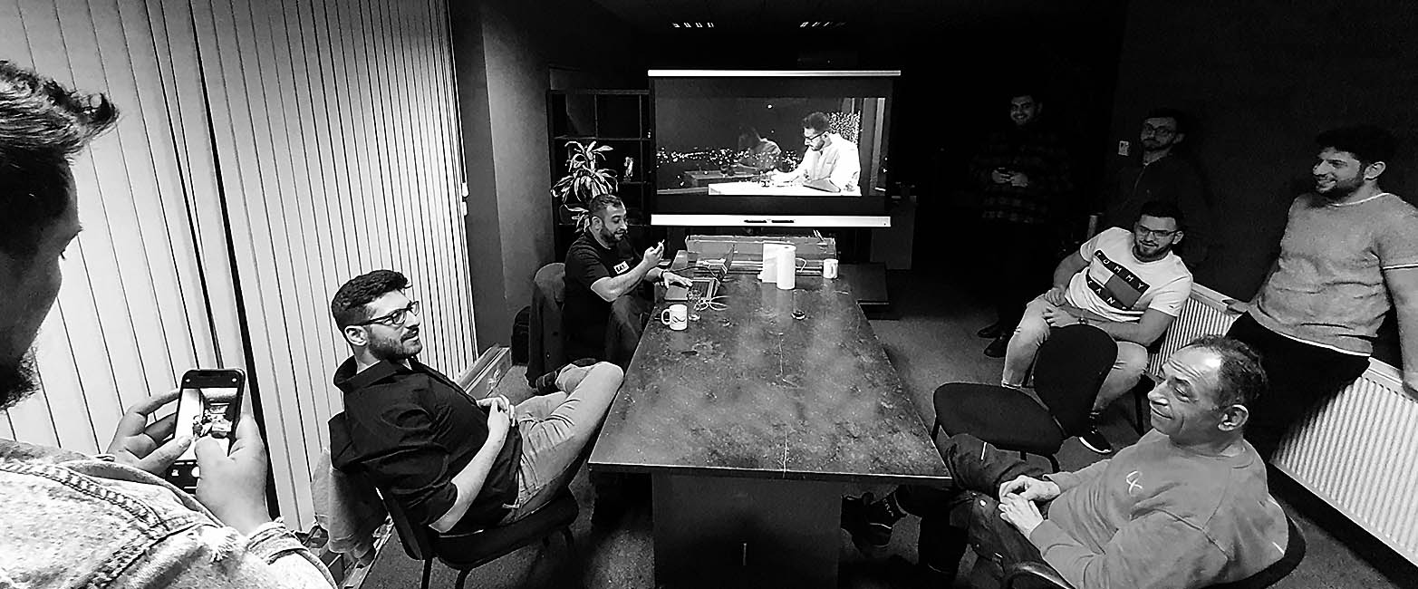 Presentatie van de hero/brand video gemaakt door Jason Berkley Studios voor Sozen automation werd gepresenteerd voor hun hele team